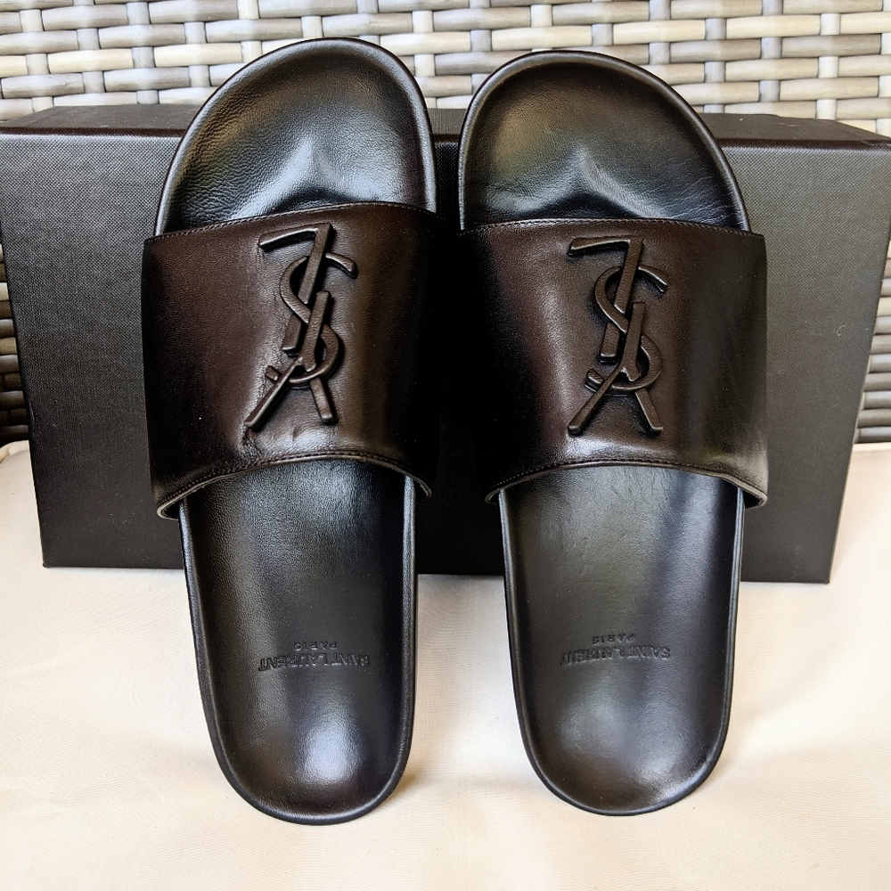 Yves Saint Laurent Joan Logo Leather Slides 36 NIB